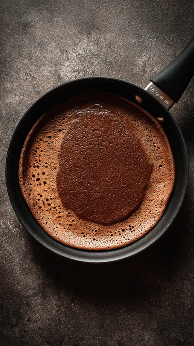 Испечь тонкие блины и остудить